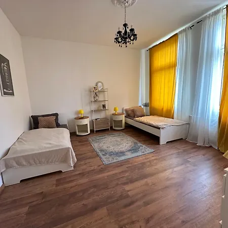 Modernes Mit Altbau Flair Naehe Messe Duesseldorf Apartman Duisburg