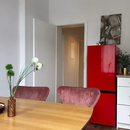 Modernes Mit Altbau Flair Naehe Messe Duesseldorf * Ντούισμπουργκ