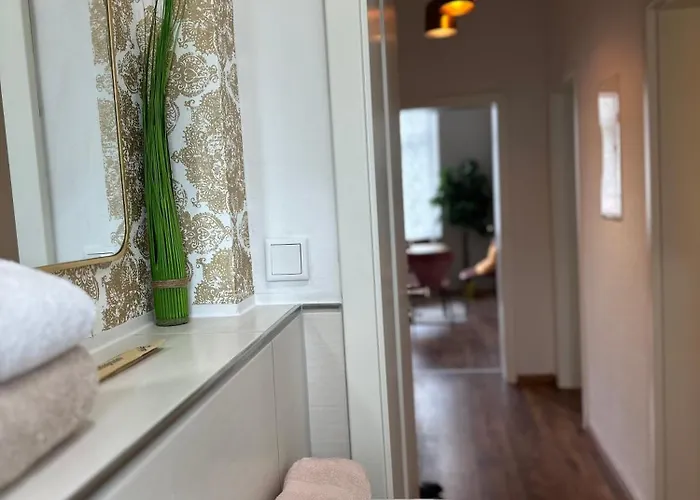 Apartman Modernes Mit Altbau Flair Naehe Messe Duesseldorf *